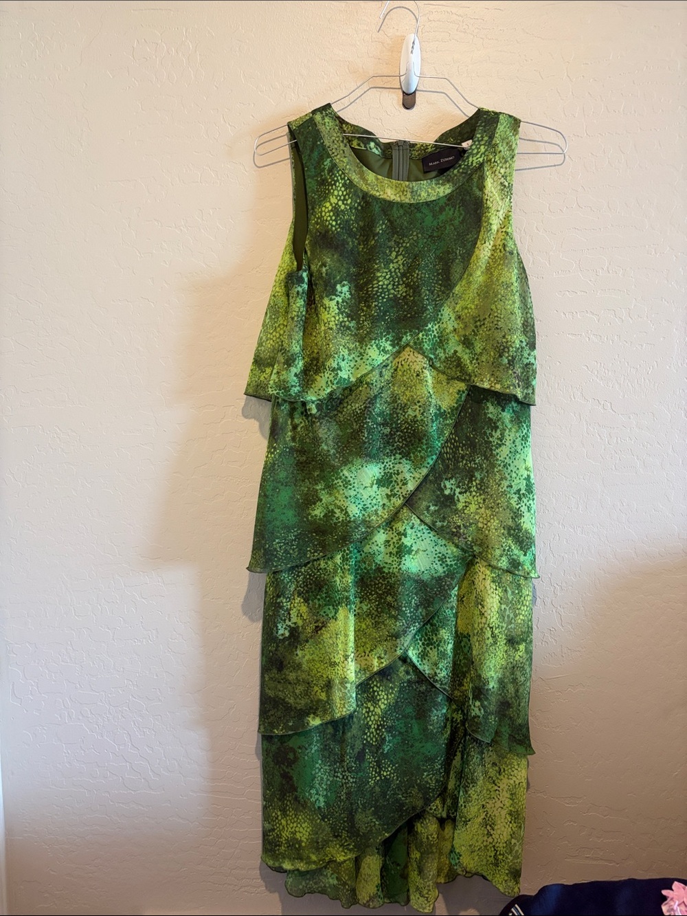 Green Tiered Sleeveless Midi Dress - Unbranded